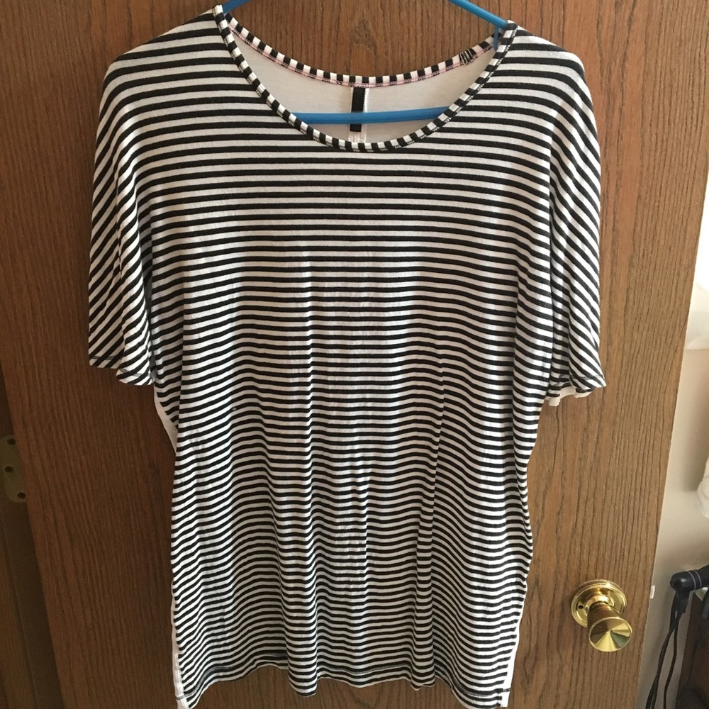 Lululemon Striped Short Sleeve Tee